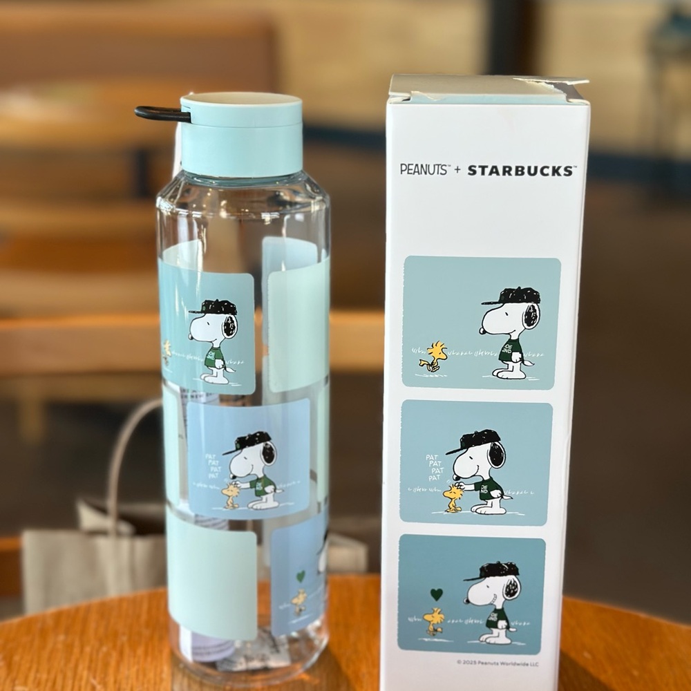 Starbucks Peanuts Snoopy Water Bottle - Collectors Item Limited Edition